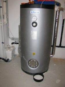 Luft-Wasser-Wärmepumpe Lukotec